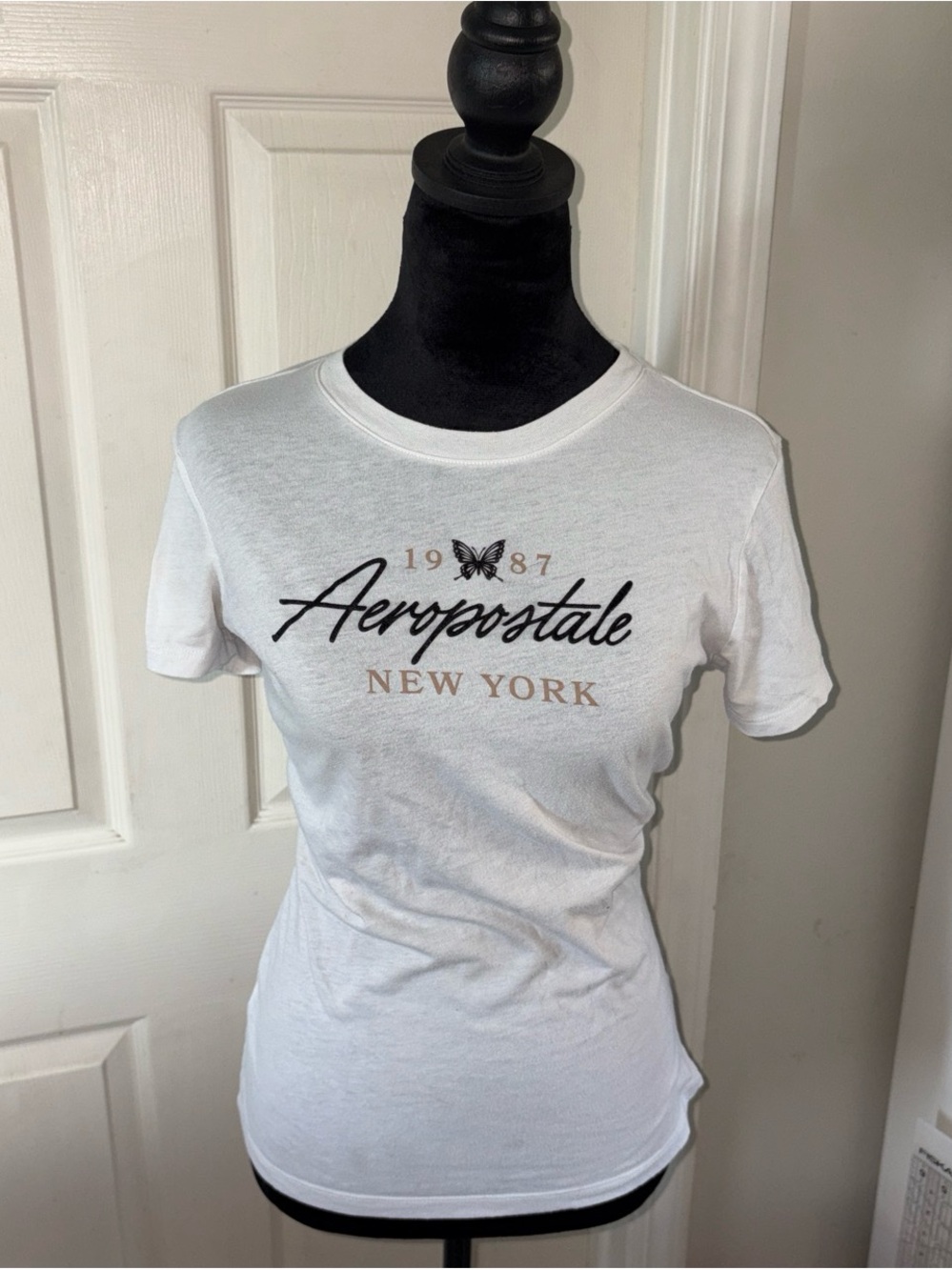 Aeropostale White "New York" Logo Tee